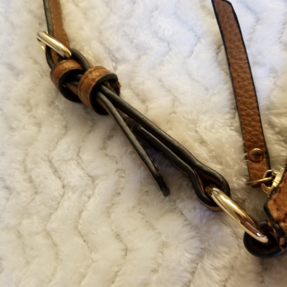 Lp Blue Brown Shoulder Bag with zipper closure. - Picture 11 of 16